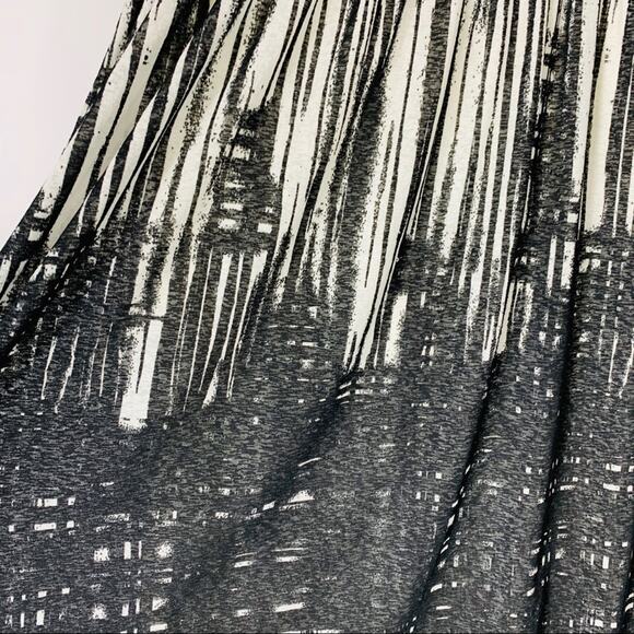 Coldwater Creek Stretch Midi Skirt Abstract Medium - Picture 3 of 4